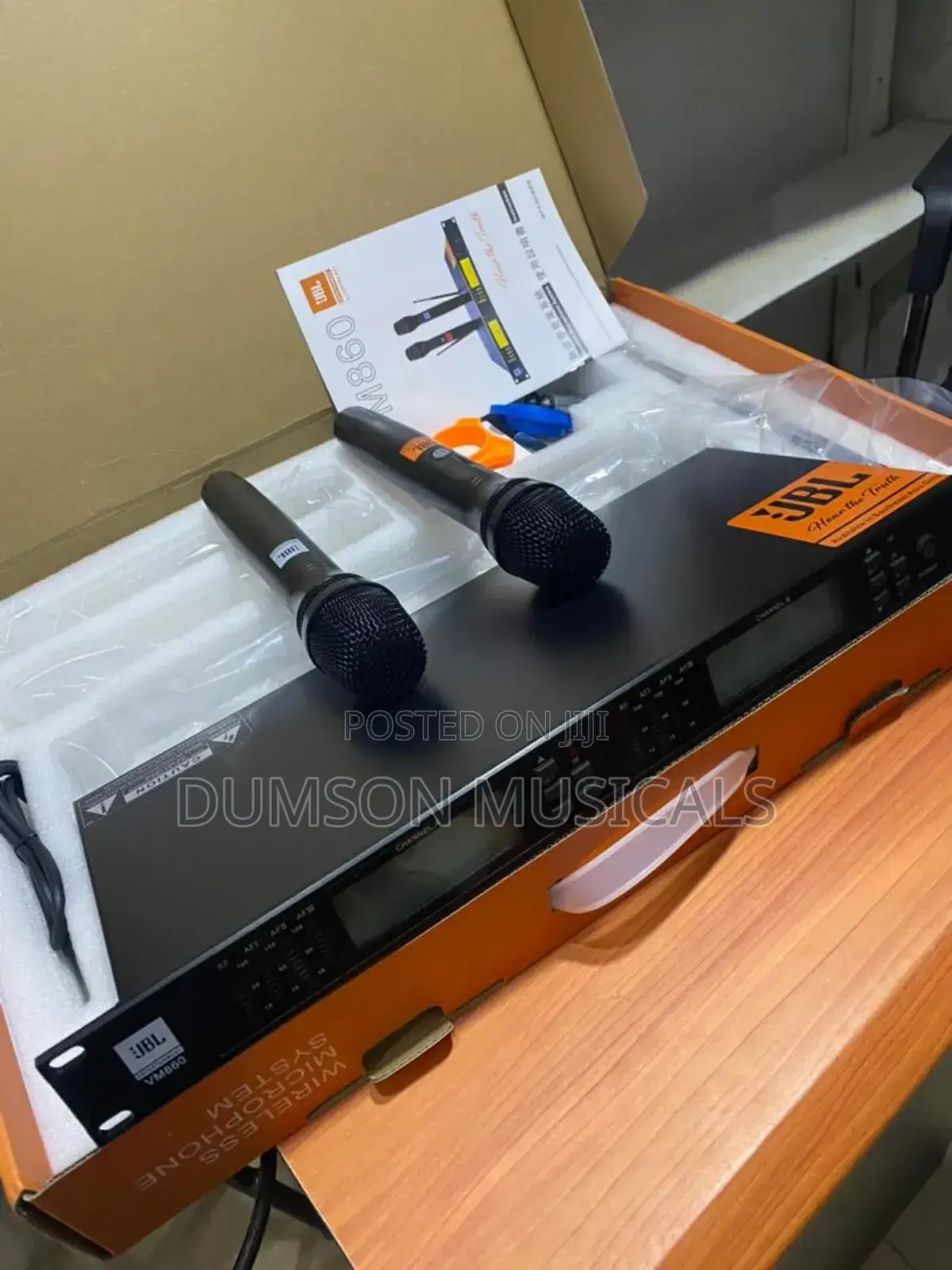 JBL Wireless Microphone System Uhf Vm860