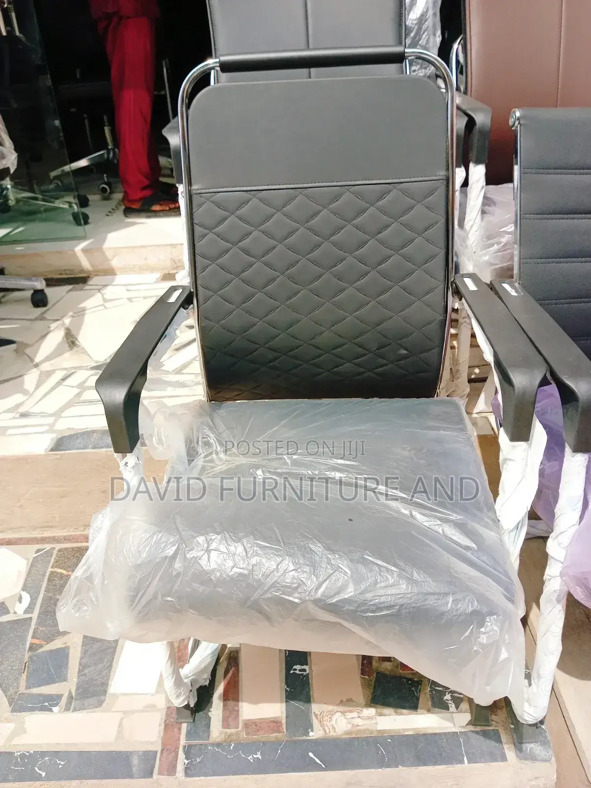 Comfortable Visitors Chair