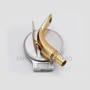 Luxury Basin Mixergold Bathroom Waterfall Cold and Hot Water