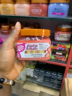 Photo - Alpha Arbutin Sugar Scrub