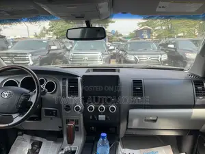 Toyota Sequoia 2015 Black