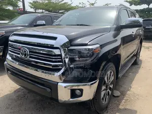 Toyota Sequoia 2015 Black