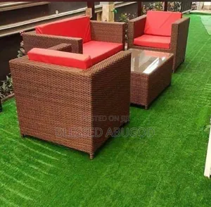 Executive Net Chair With Center Table