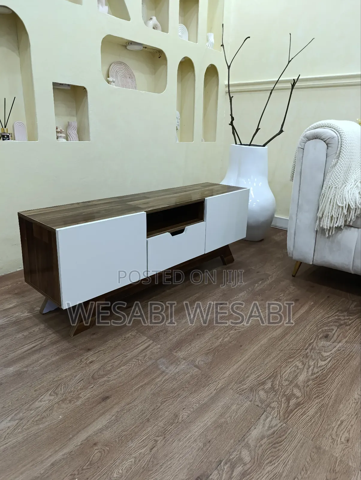 Solid 4ft Tv Stand