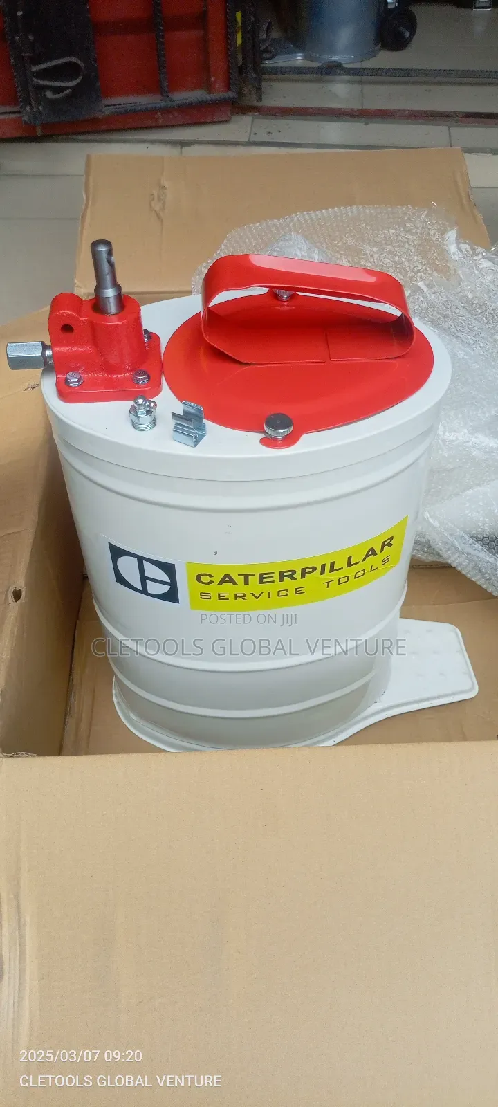Hand Grease Buck 20liters