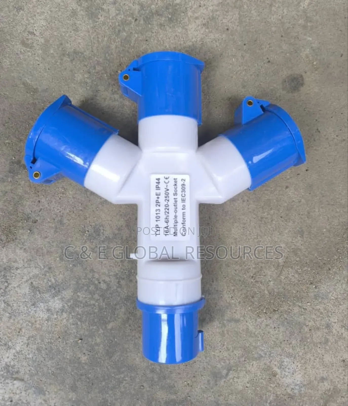 Multiple Outlet Socket (16a-6h/220-250v)
