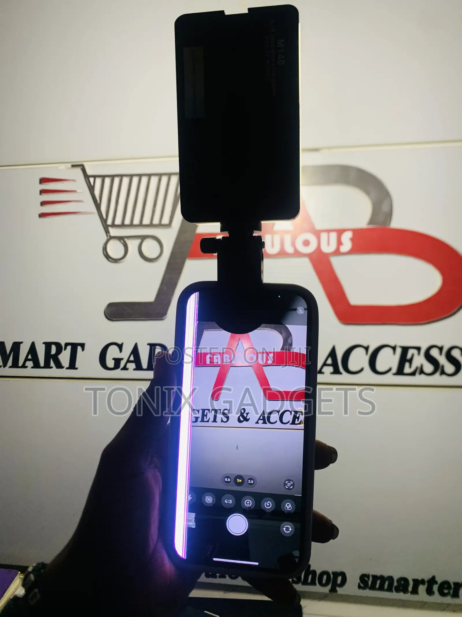Professional Mobile Pocket Filled Light With Different Shade