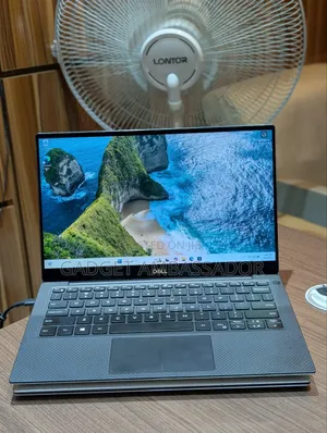 Photo - Laptop Dell XPS 13 16GB Intel Core i7 SSD 512GB