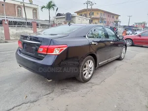 Lexus ES 350 2010 Blue