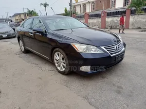 Lexus ES 350 2010 Blue
