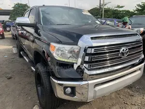 Toyota Tundra 2018 Black