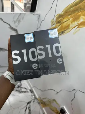 New Samsung Galaxy S10e 128 GB