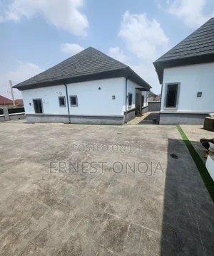 3bdrm Bungalow in Efab Verizon, Gwarinpa for sale