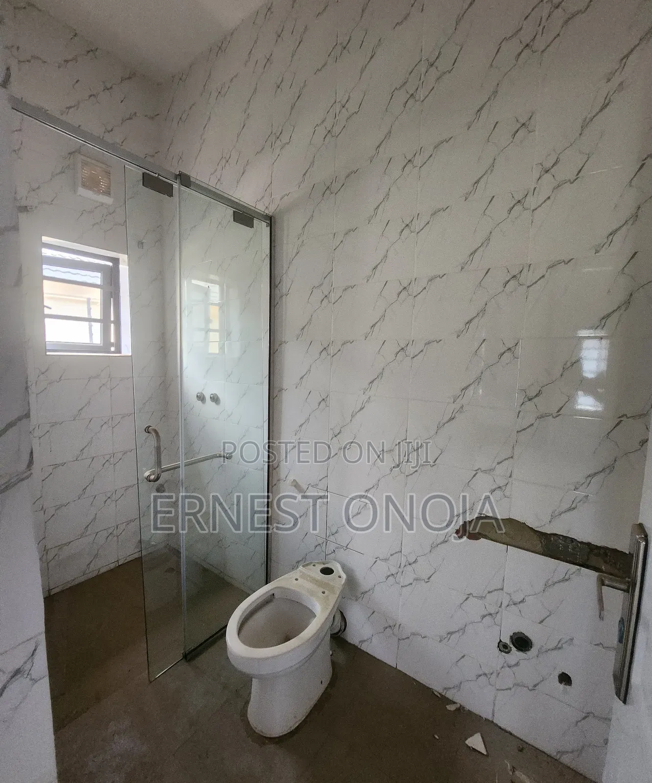 3bdrm Bungalow in Efab Verizon, Gwarinpa for sale