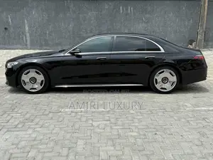Mercedes-Benz S-Class 2021 Black