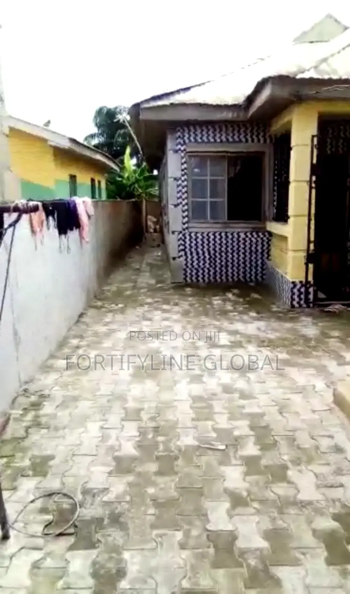 3bdrm House in Abijo for sale