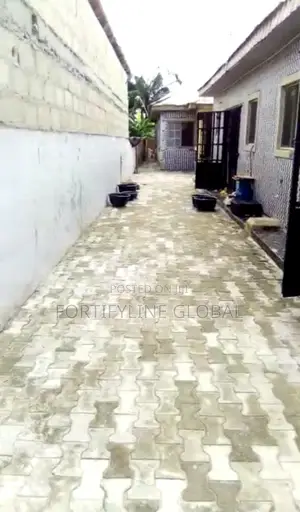 3bdrm House in Abijo for sale