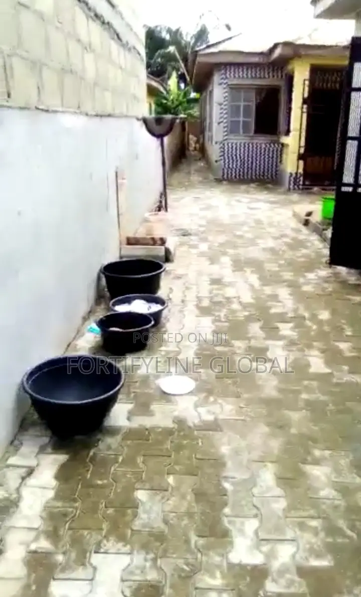 3bdrm House in Abijo for sale