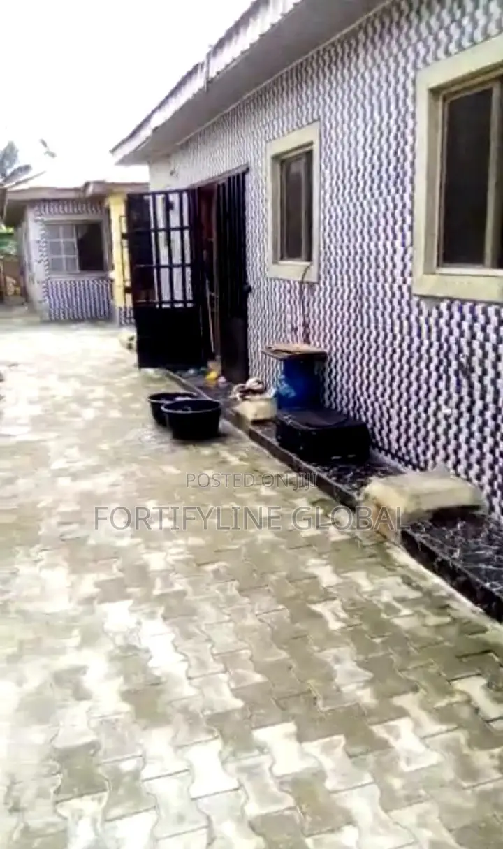 3bdrm House in Abijo for sale