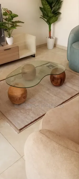 Art Center Table