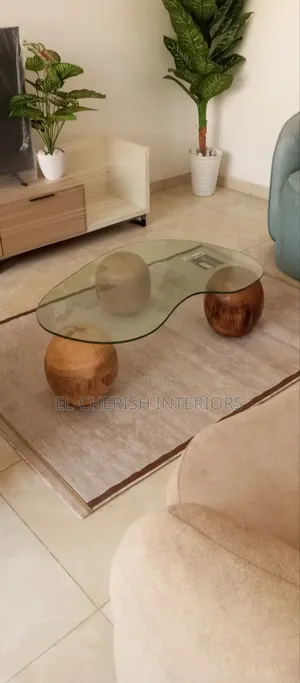 Art Center Table