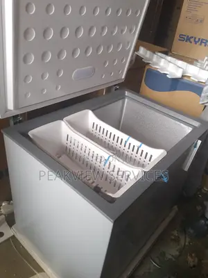 Reliable Skyrun 260l Chest Freezer - Perfect for Homes