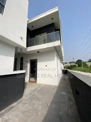 4bdrm Duplex in Chevron, Lekki for rent