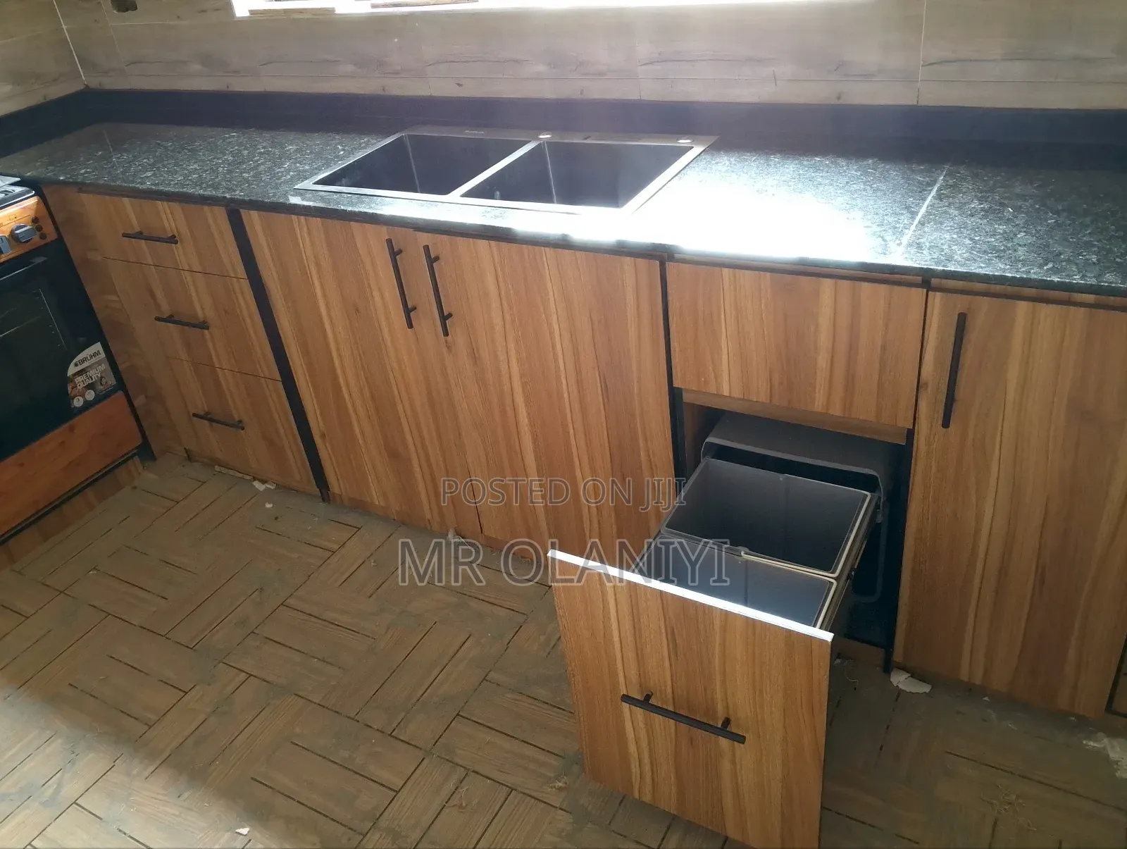 Kitchen Cabinet