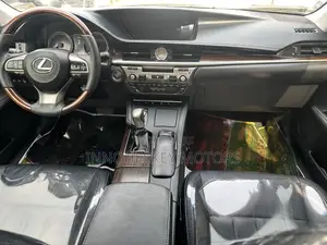 Lexus ES 350 FWD 2016 Black