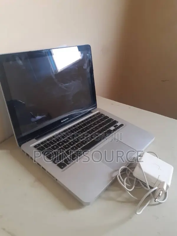 Laptop Apple MacBook Pro 2012 8GB Intel Core I5 SSD 256GB