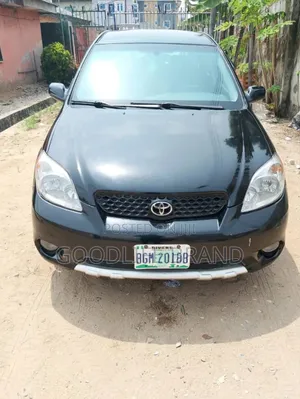 Photo - Toyota Matrix 2005 Black