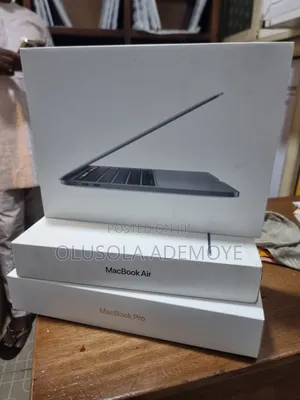 Laptop Apple MacBook Pro 2020 16GB Intel Core i5 SSD 512GB