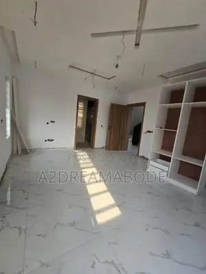 5bdrm Duplex in Magodo Phase 2 for rent