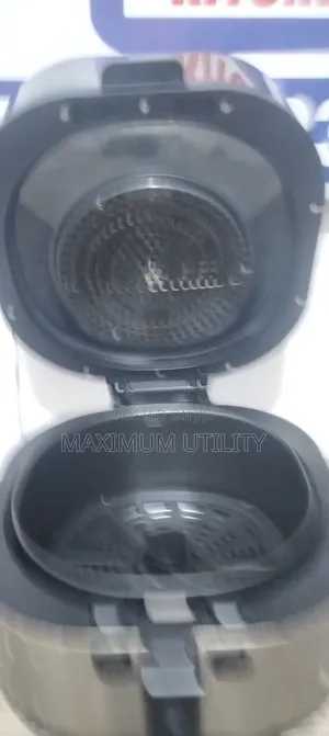 Perusmith Dual Speed 9ltrs Neatly Used Airfryer Oven