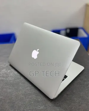Laptop Apple MacBook Air 2014 8GB Intel Core I7 SSD 1T