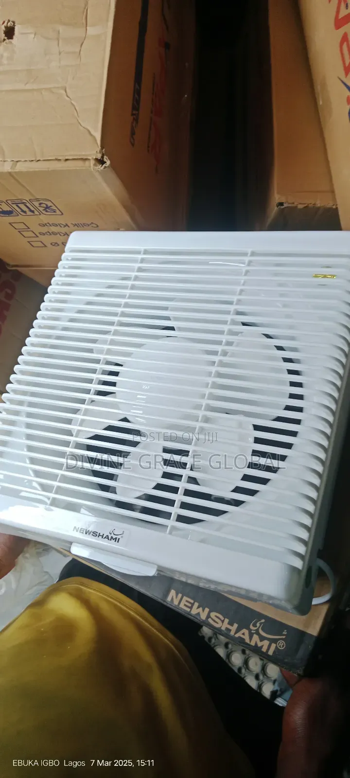8" Fan Extractor