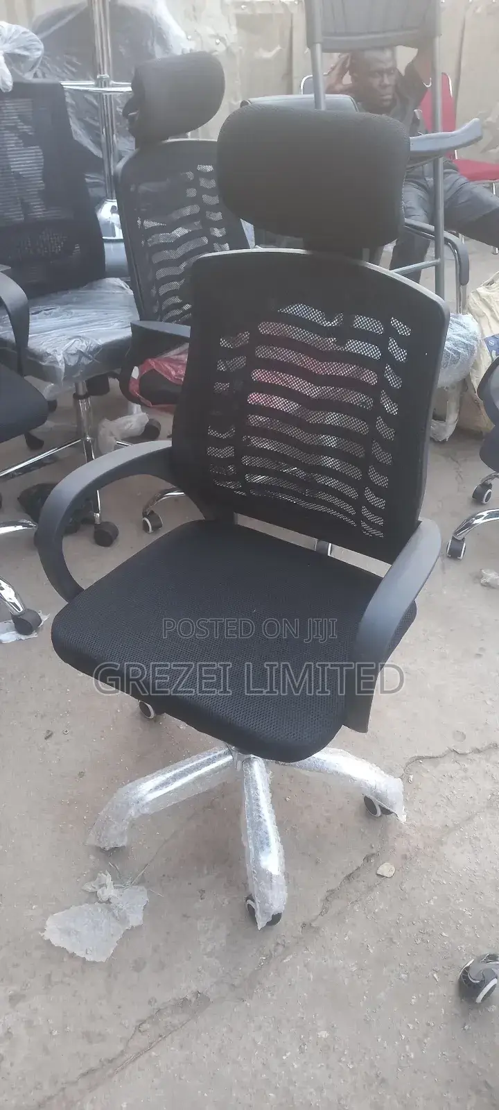 Victory Executive Chair