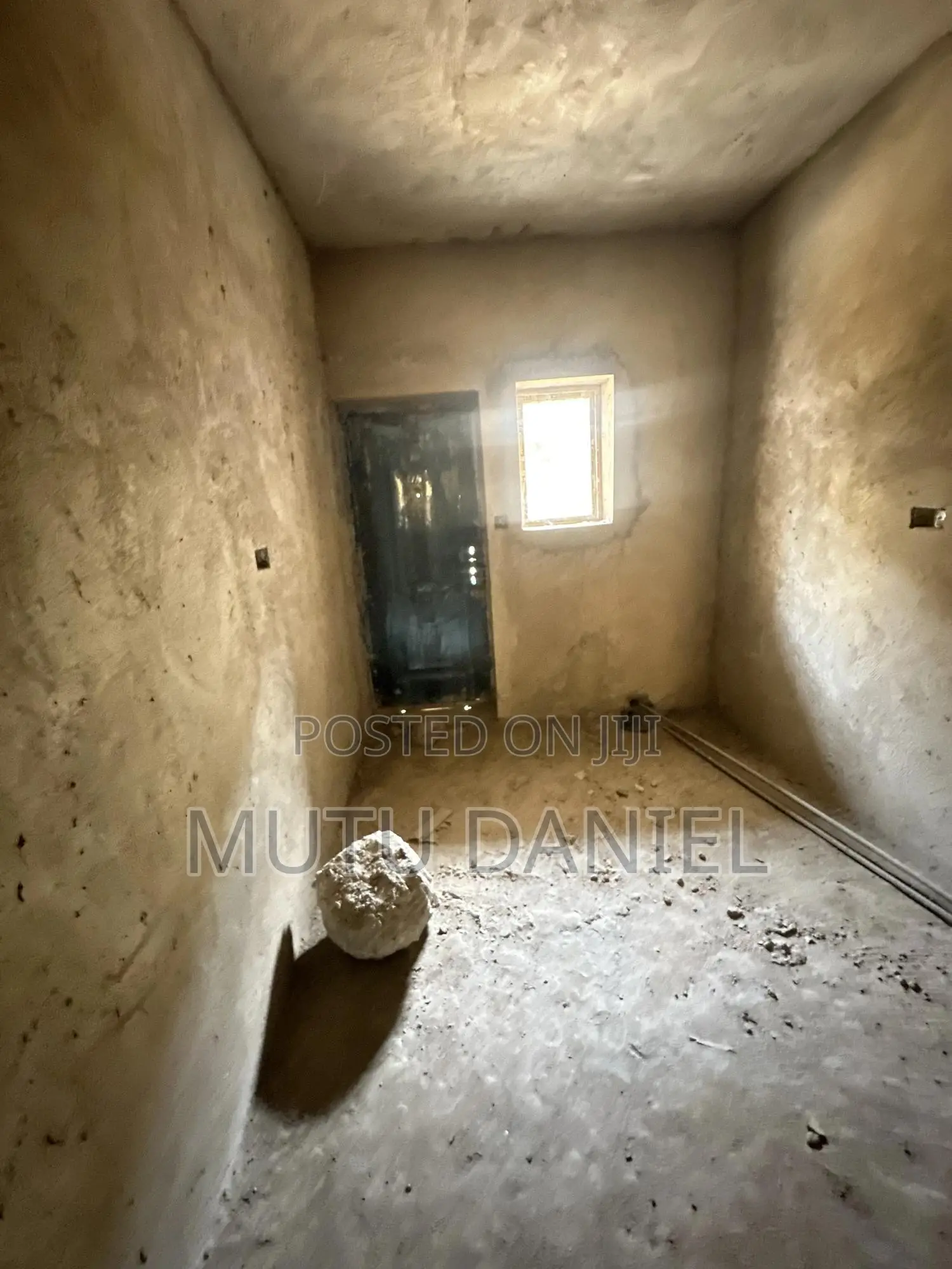 2bdrm Block of Flats in Lifecamp for sale