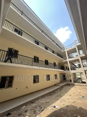2bdrm Block of Flats in Lifecamp for sale
