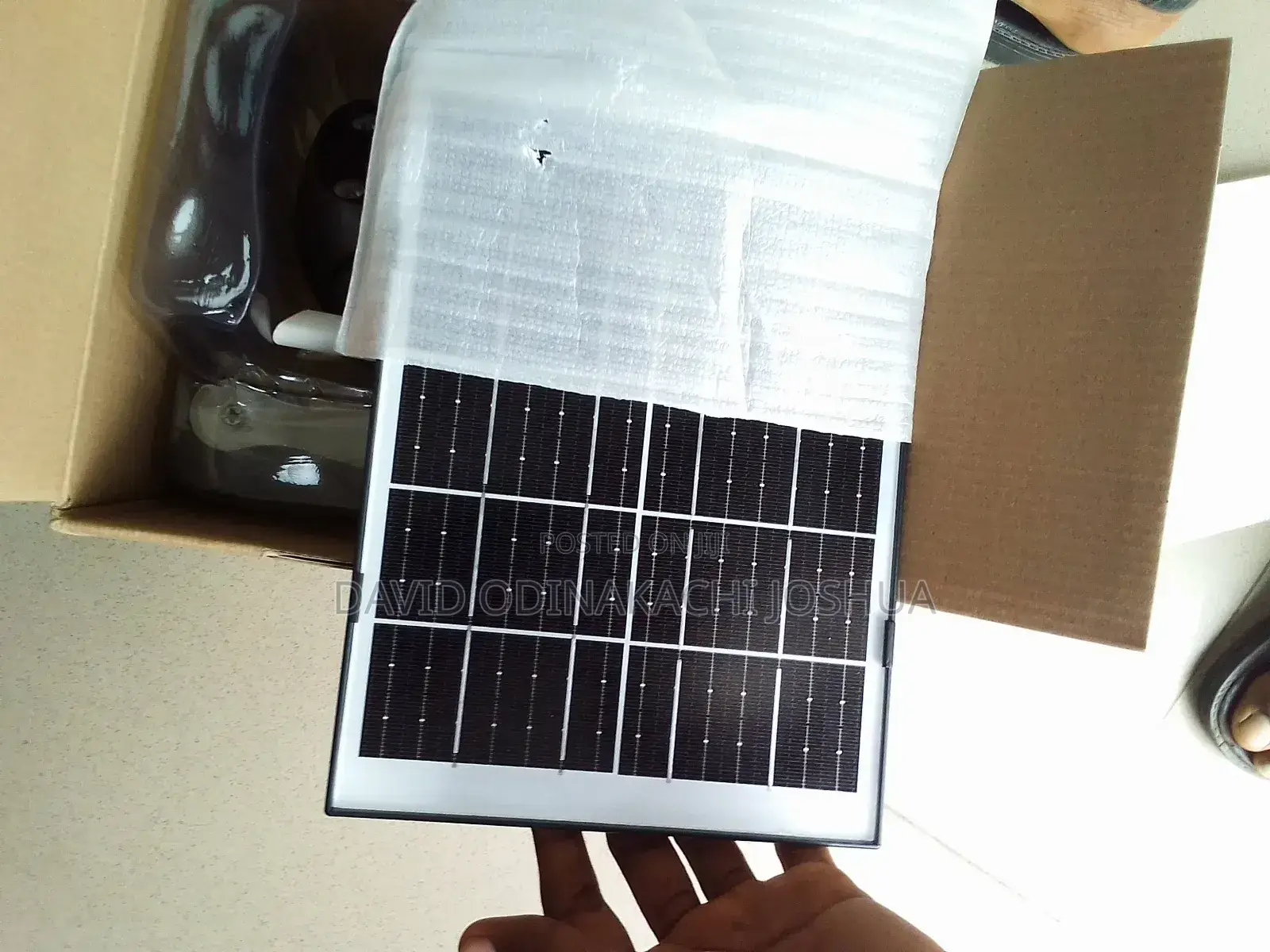 Professional Solar Two Screen Solar Camera