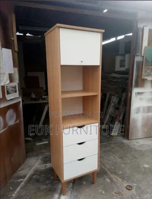 Photo - Simple Bookshelf With Drawers