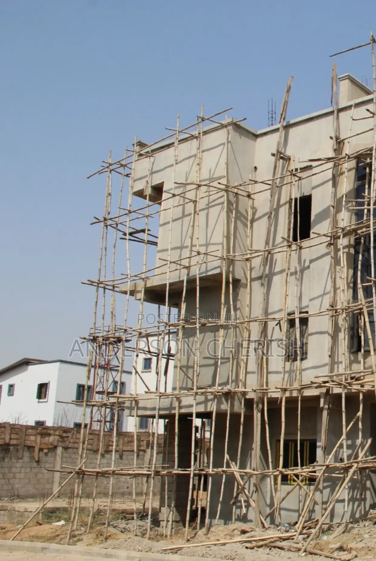 Smart Five Duplex On Two Floors With A Bq