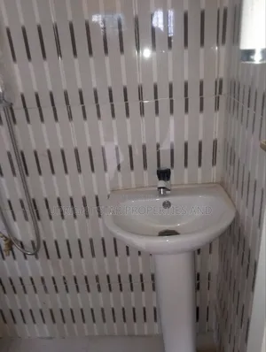 Furnished 2bdrm Block of Flats in Agunbelewo Area, Osogbo for rent