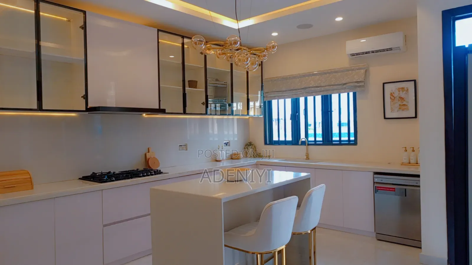 Kitchen Cabinet