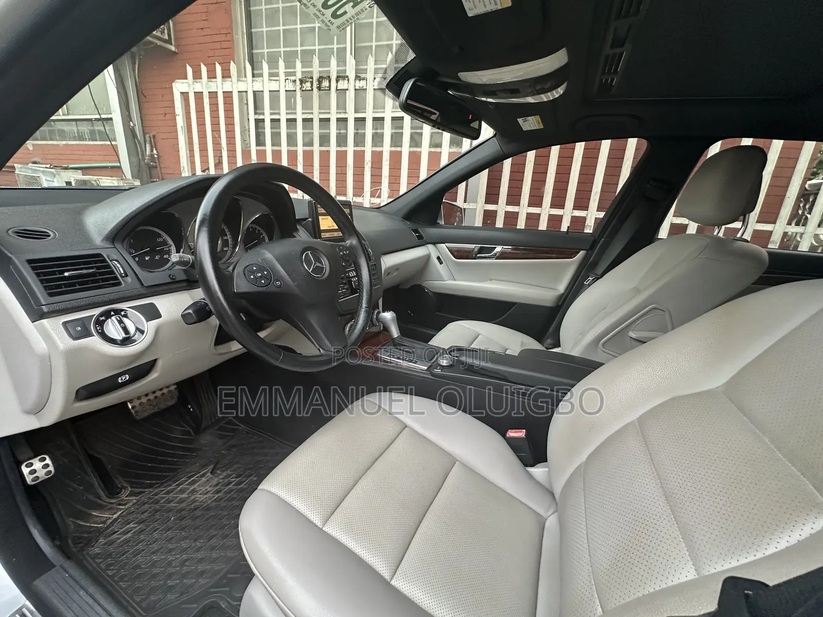 Mercedes-Benz C300 2010 Silver