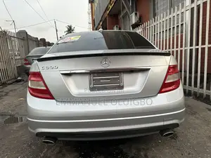 Mercedes-Benz C300 2010 Silver
