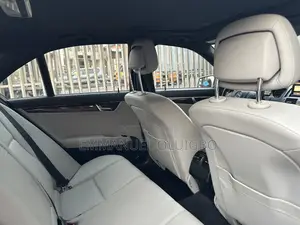 Mercedes-Benz C300 2010 Silver