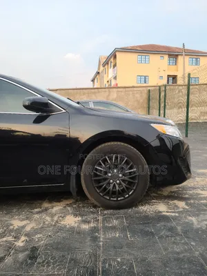 Toyota Camry LE 4dr Sedan w/Prod. End 11/13 (2.5L 4cyl 6A) 2014 Black