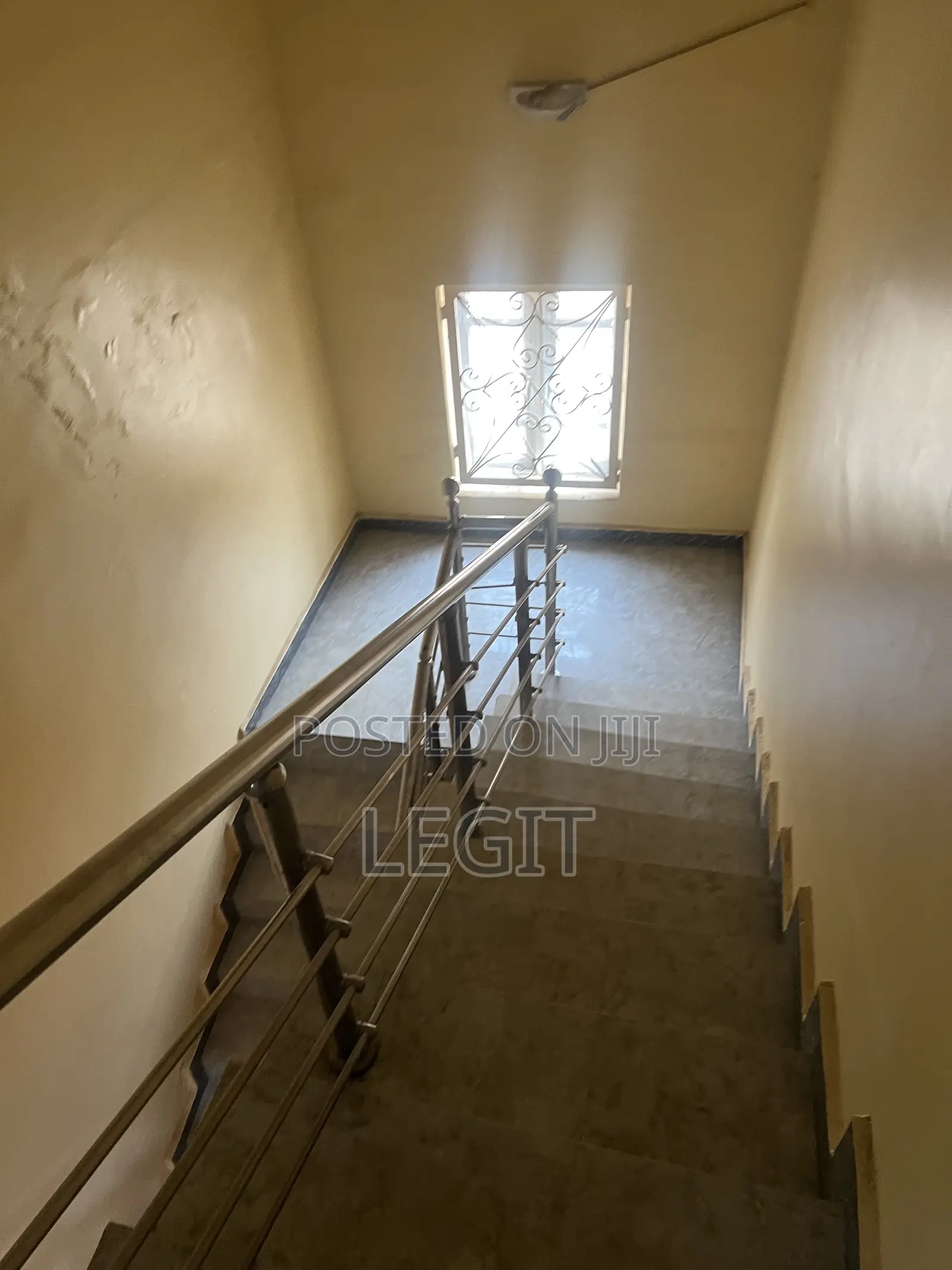 5bdrm Duplex in Minna for sale