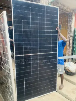 550watts Jinko Bifacial Solar Panel 144c